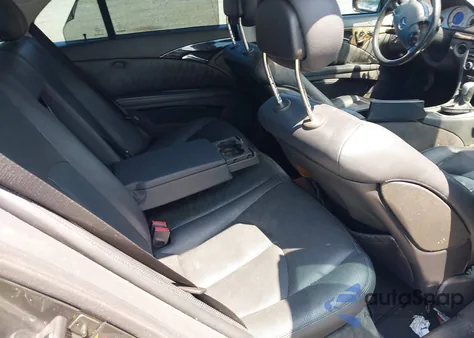 2004 Mercedes-Benz E 320 z USA, uszkodzony, nr VIN WDBUF65J94A537954